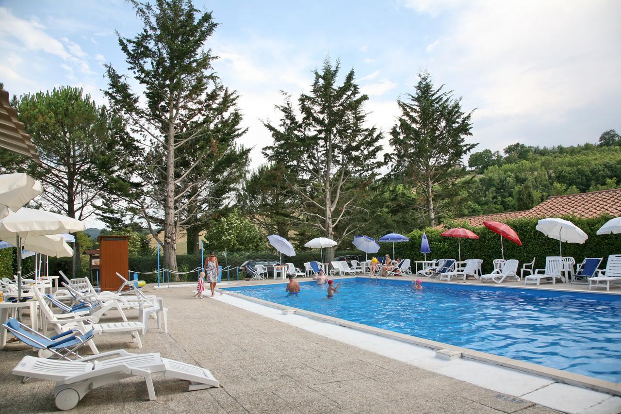 Agriturismo VILLA MOZART nel verde Gubbio Exterior foto
