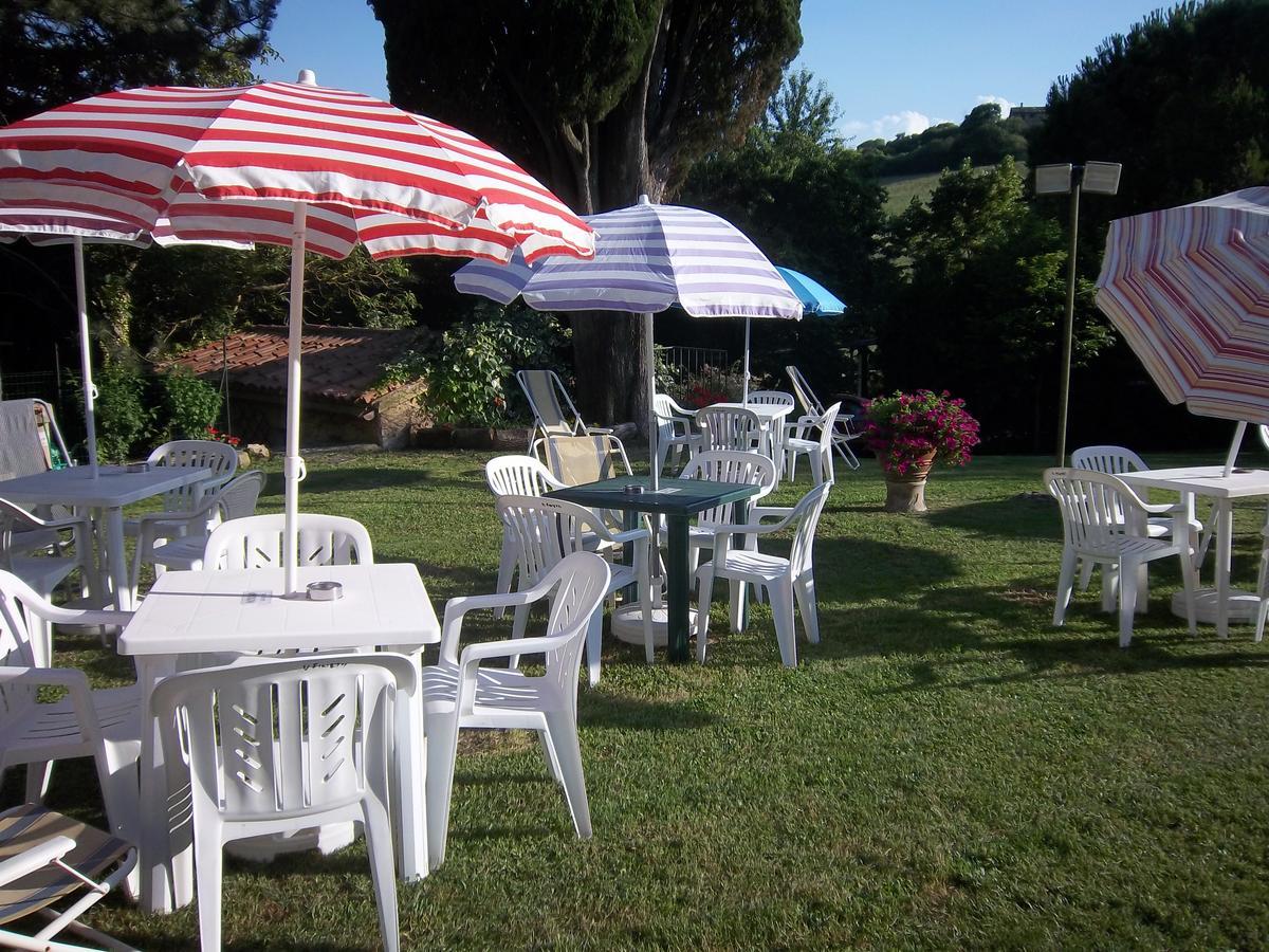 Agriturismo VILLA MOZART nel verde Gubbio Exterior foto