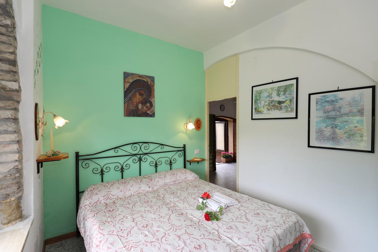 Agriturismo VILLA MOZART nel verde Gubbio Exterior foto